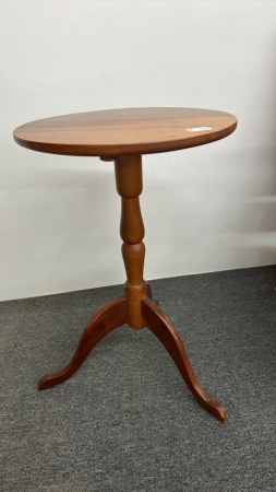 17in Round Pedestal Lamp Table