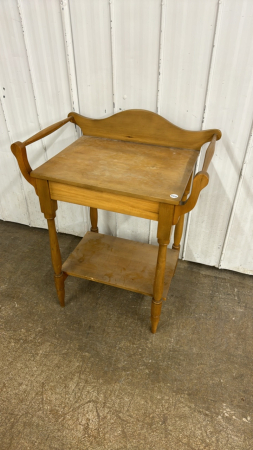 Open Wash Stand with Towel Bars