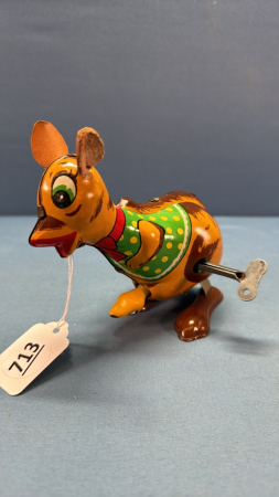 Tin Wind-Up Kangaroo -Works -No Key