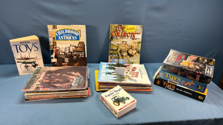 25 Toy Collector Books and Magazines