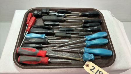 Approximately 24 Assorted Snap-On Screw Drivers