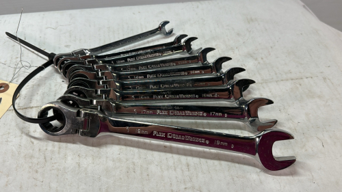 9 Mastercraft Metric Swivel Head Gear Wrenches