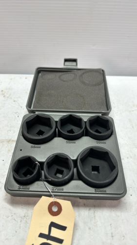 Napa 6 Piece Oil Cannister Socket Set