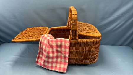 Wicker Picnic Basket