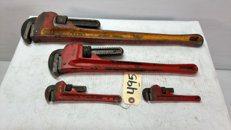 4 Steel Pipe Wrenches