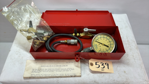 Snap-On MT-321 Fuel Pressure Gauge Set