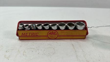 Mac 9 Piece Metric 12 Point Swivel Socket Set