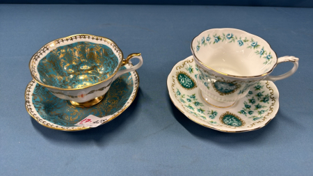 2 Royal Albert Cups & Saucers