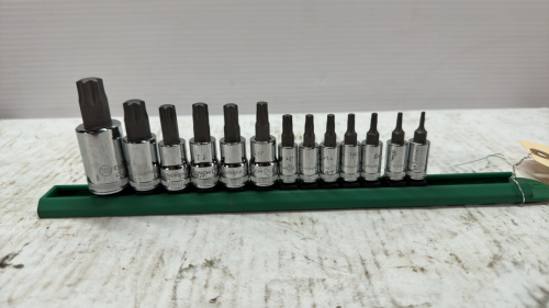 Gear Wrench 13 Piece Torx Socket Set