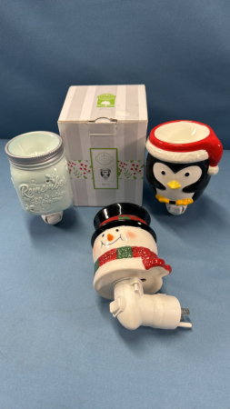 3 Scentsy Warmers -Snowman, Penguin & Sealer Jar