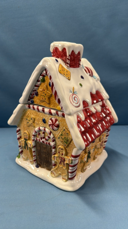 Christmas Gingerbread Cookie Jar