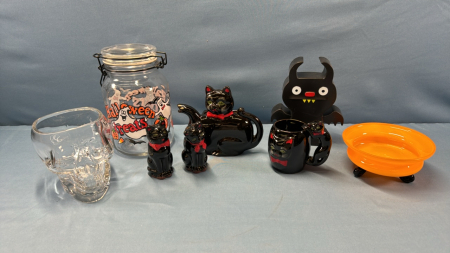 Assorted China & Glass Halloween Items