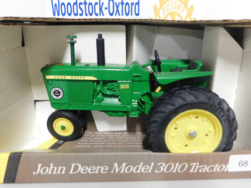 1/16 Ertl JD 3010