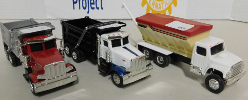 1/64 Custom Fertilizer & Dump Trucks