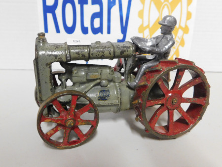 1/16 Arcade Fordson F w/man