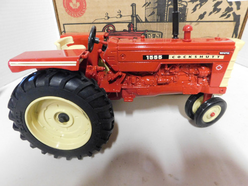 1/16 94 Cockshutt 1555 Tractor