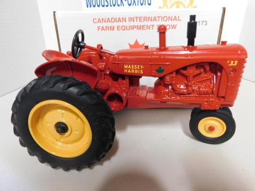 1/16 97 MH 33 Tractor