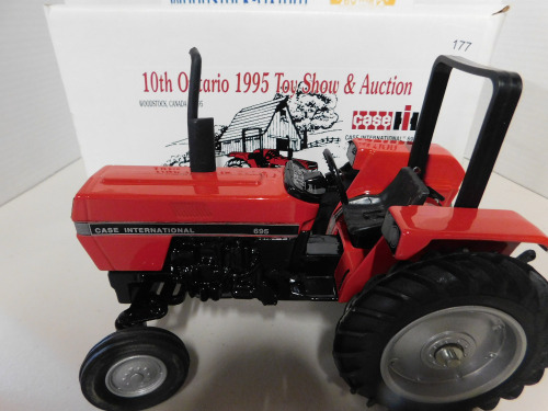 1/6 96 CIH 695 Tractor