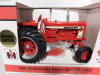 1/16 IH Farmall 806 Tractor