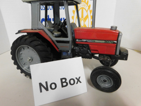 1/16 Massey Ferguson 3070 2WD & Cab