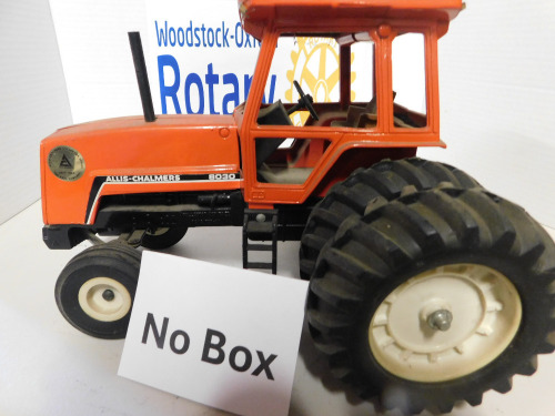 1/16 Allis Chalmers 8030 Tractor, Coll Edn