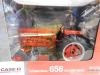 1/16 International 656 Row Crop Prestige, NIB