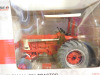 1/16 Farmall 806 Prestige, NIB