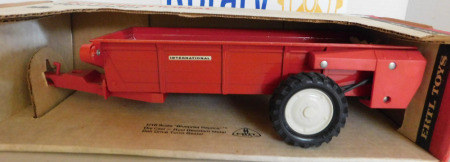 1/16 IH Spreader, NIB, Stock # 492