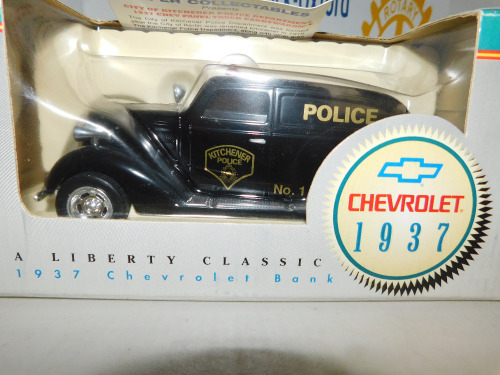 1/24 Liberty 1937 Chevrolet