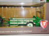 1/16 Oliver 880 w/Oliver Manure Spreader, NIB - 3