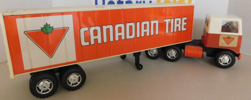 1/16 Canadian Tire Truck