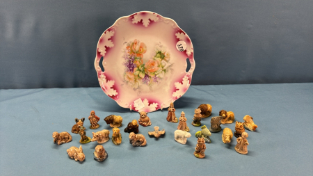 26 Tea Figurines