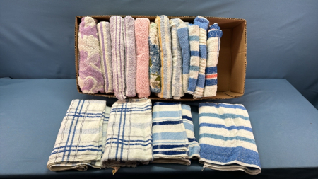 16 Vintage Hand Towels -See Notes