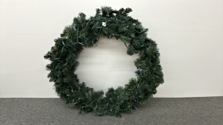 36in Lighted Christmas Wreath