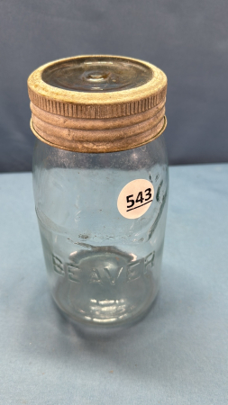 1 Qt. Clear Beaver Jar with Original Lid