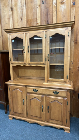 Canadel 2 Piece Birch Buffet & Hutch