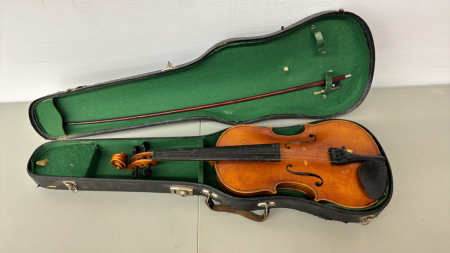 Copy of Stradivarius Violin 1713 with Bow in Cardboard Case