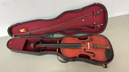 Violin with 2 Bows in Cardboard Case