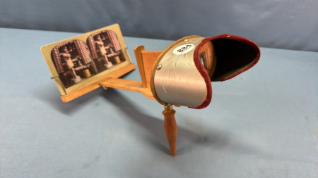 Sterescope With One Card