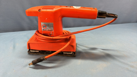 Black and Decker Sander