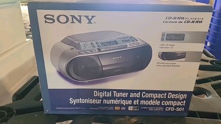 Sony CD and cassette player and radio