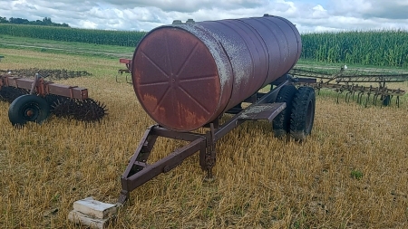 Single axle water wagon with 12ft steel tank