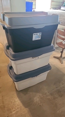 3-Poly totes with lids