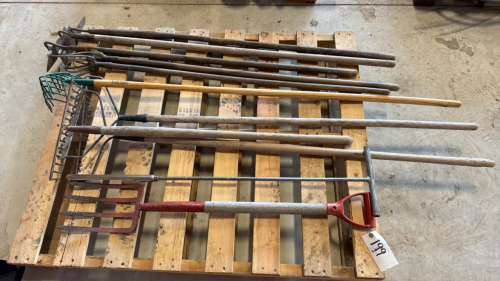 Lot of hand tools