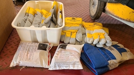 Group of unused work gloves