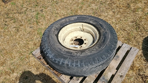 Firestone 10.00-20 Tire on Rim