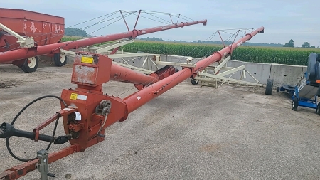 FarmKing 1060 PTO auger