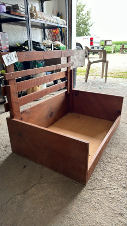 36“ x 23” Pet Box