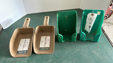 2 Salt block holders and 2 poly feed scoops