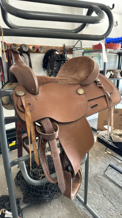 16” Westen Saddle